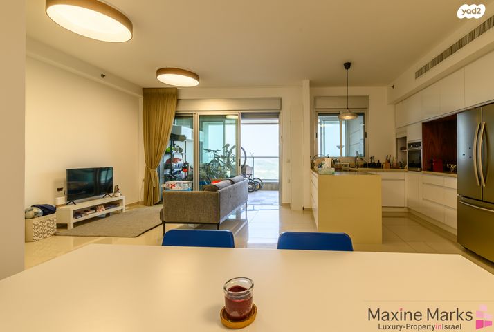 דירה, נתן יונתן, עיר ימים, נתניה