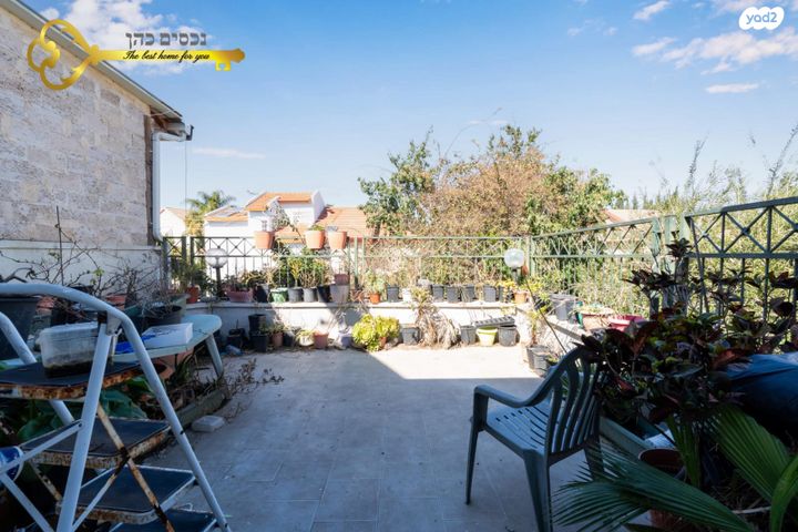 בית פרטי/ קוטג', ישעיהו, נאות יהודית ונווה ארזים, חולון