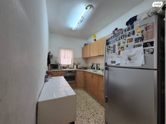 דירה, קהילת ורשה, קרית שרת מזרח, חולון