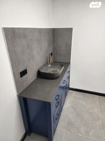 משרדים, חיפה