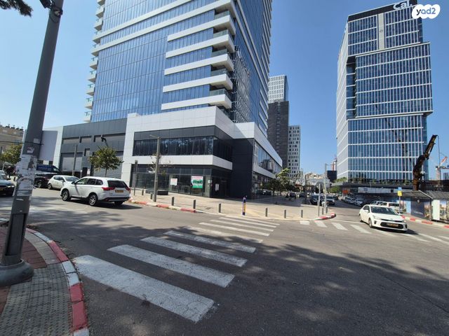 חנויות/ שטח מסחרי, דרך זאב ז'בוטינסקי, בני ברק