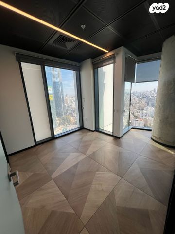 משרדים, דרך מנחם בגין 156, תל אביב יפו