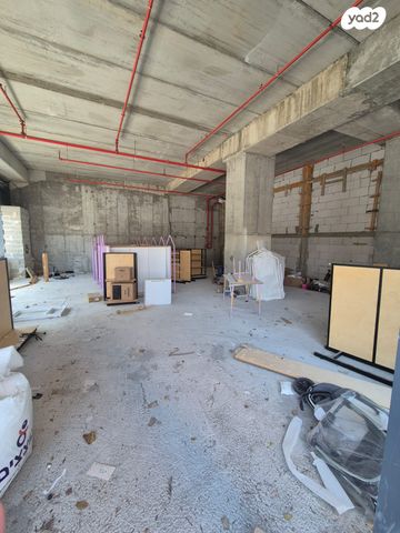 חנויות/ שטח מסחרי, דרך זאב ז'בוטינסקי, בני ברק