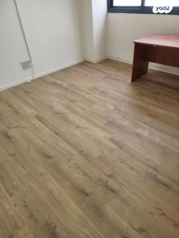 משרדים, חיפה