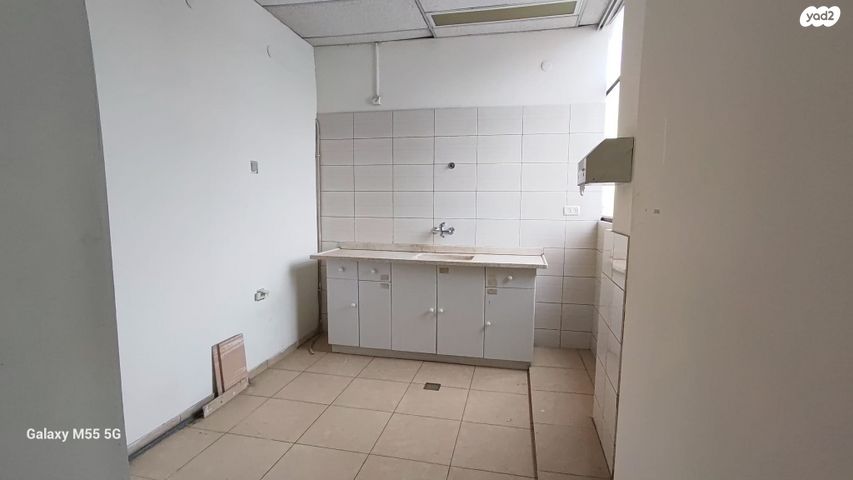 משרדים, דרך קיבוץ גלויות 32, גבעת הרצל, אזור המלאכה יפו, תל אביב יפו