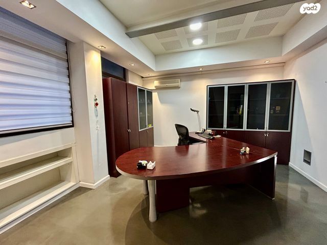 משרדים, שדרות ההסתדרות 32, צומת הקריות, חוף שמן, חיפה