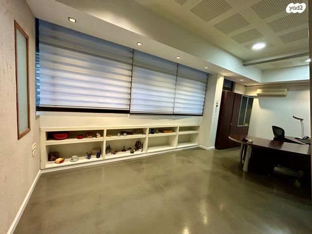 משרדים, שדרות ההסתדרות 32, צומת הקריות, חוף שמן, חיפה