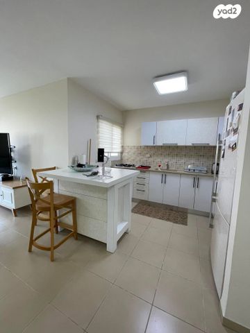 דירה, הזמיר, נהריה הירוקה, נהריה