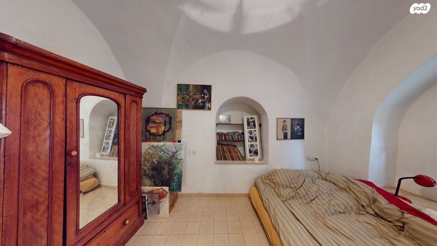 דירת גן, מדרגות הכפר, עין כרם, ירושלים