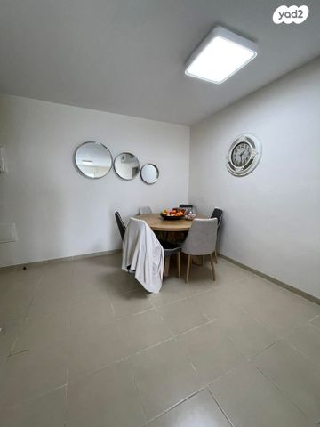 דירה, הזמיר, נהריה הירוקה, נהריה