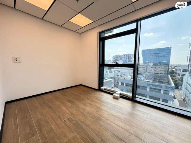 משרדים, רעננה