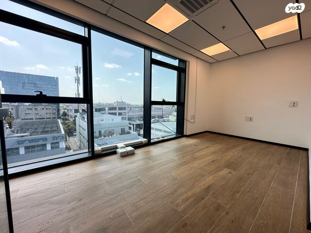 משרדים, רעננה