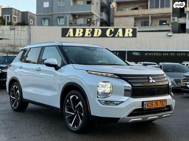 מיצובישי אאוטלנדר