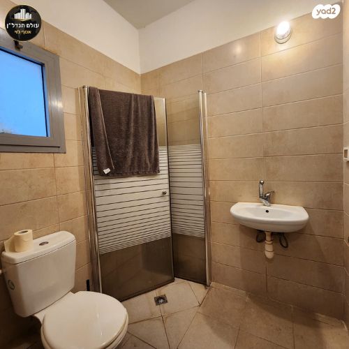 דירה, שרת, שז"ר / דקר, טירת כרמל