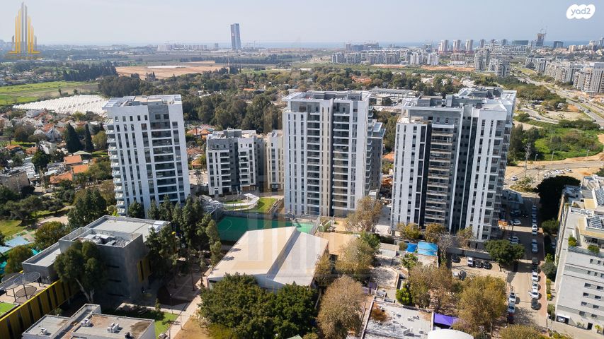 דירה, הרצליה