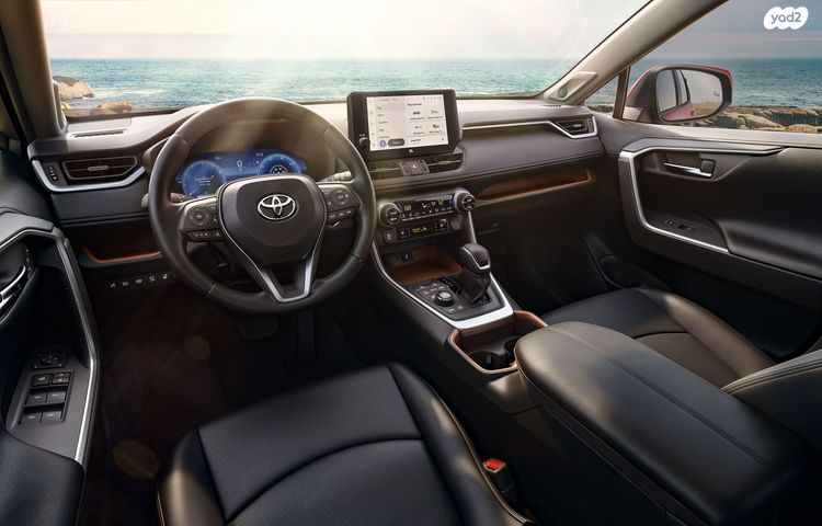 טויוטה RAV4