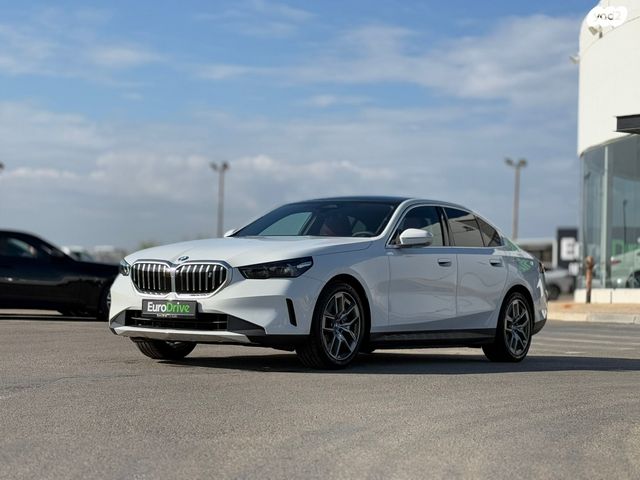 מודעת רכב ב מ וו I5