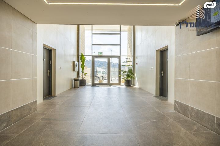 דירת גן, אבנר חי שאקי, גילה, ירושלים