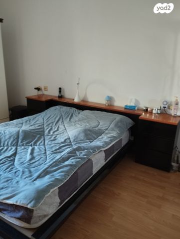 דירה, הרצליה