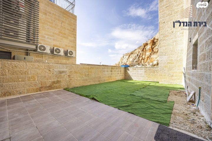 דירת גן, אבנר חי שאקי, גילה, ירושלים