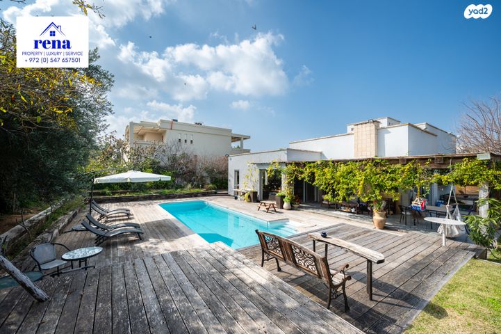 בית פרטי/ קוטג', המעוף, קיסריה