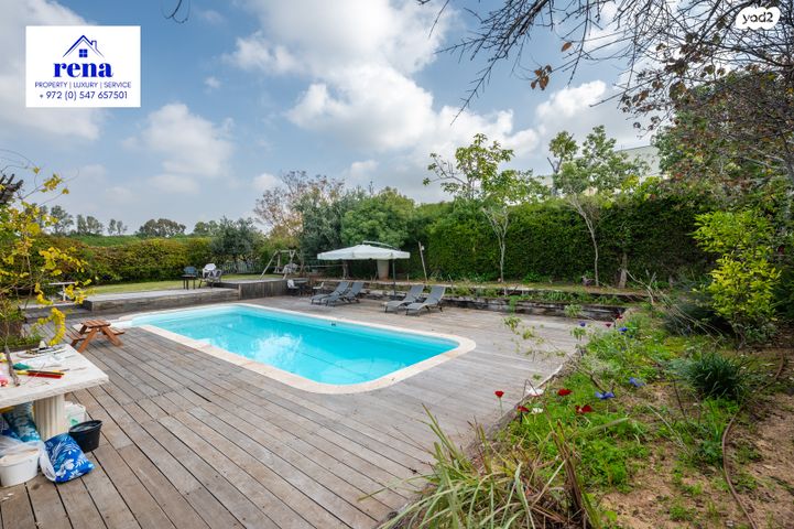 בית פרטי/ קוטג', המעוף, קיסריה