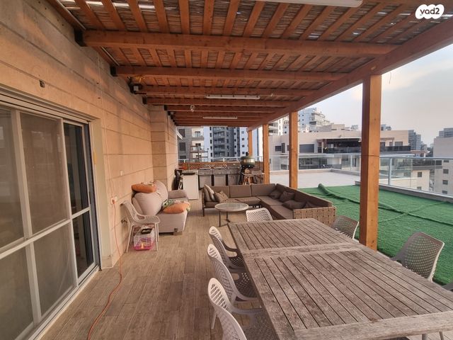 גג/ פנטהאוז, דרך היין, ברנע, אשקלון