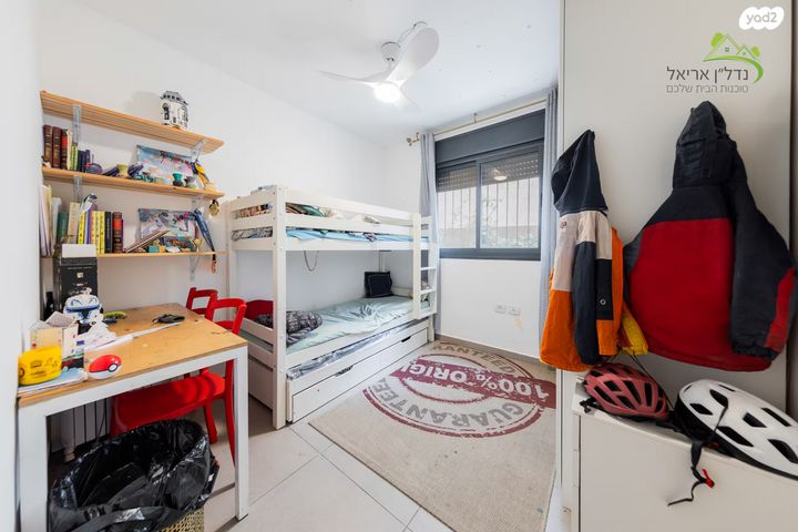 דירת גן, הערבה 57, רובע ג', אריאל