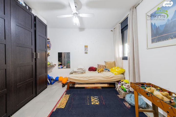 דירת גן, הערבה 57, רובע ג', אריאל