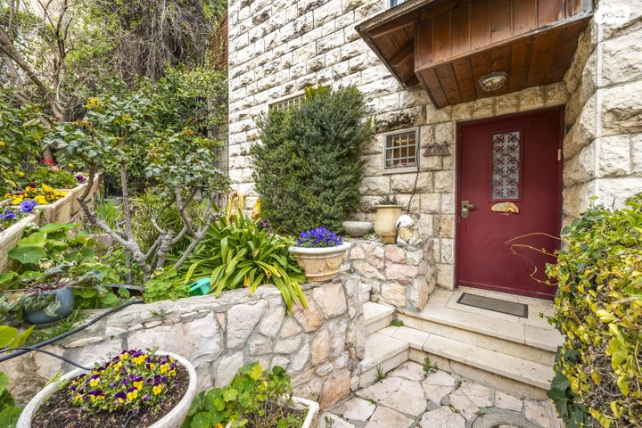 דירת גן, הבנאי, בית הכרם, רמת בית הכרם, ירושלים