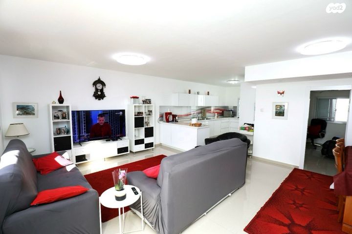 גג/ פנטהאוז, שאול המלך 3, צפון מערב מרכז העיר, נתניה