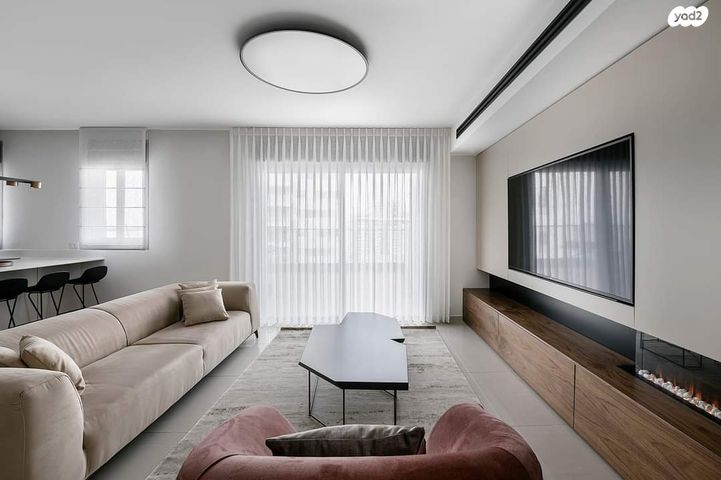 גג/ פנטהאוז, טירת כרמל