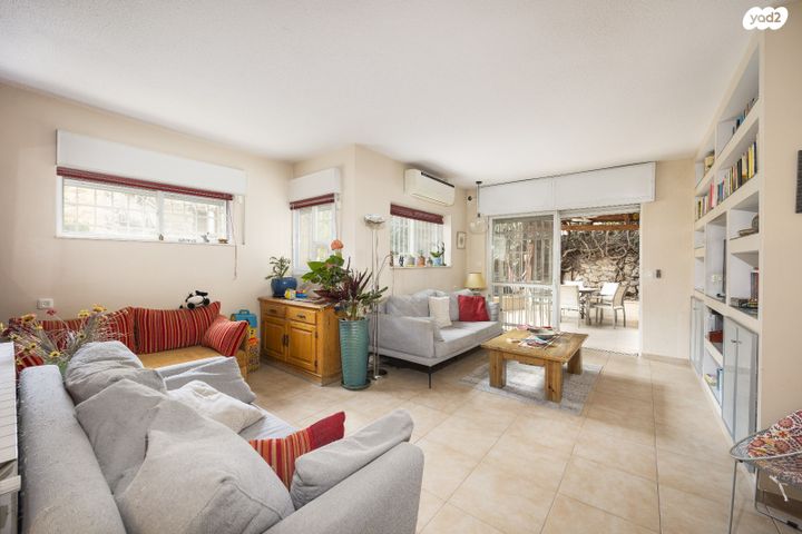 דירת גן, הבנאי, בית הכרם, רמת בית הכרם, ירושלים