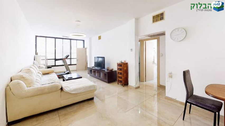 רמז, מערב ותיק