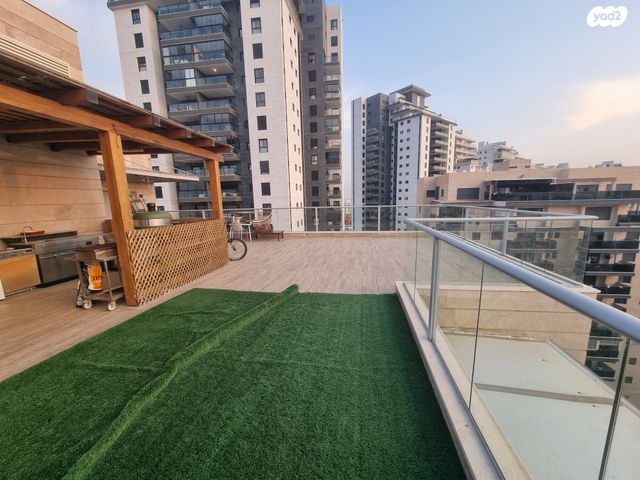 גג/ פנטהאוז, דרך היין, ברנע, אשקלון