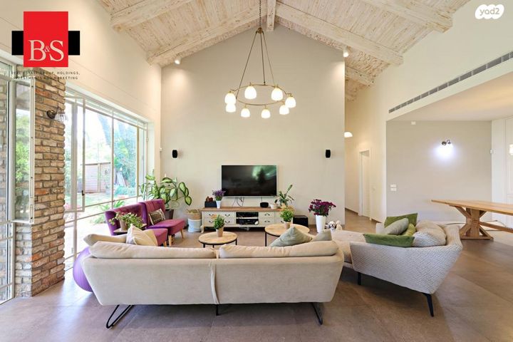 בית פרטי/ קוטג', המייסדים, יד חנה, יד חנה