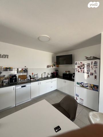 גג/ פנטהאוז, אופקים