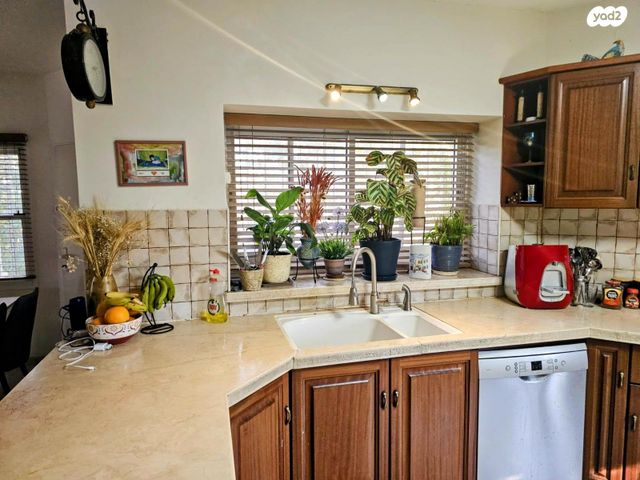 בית פרטי/ קוטג', להבים