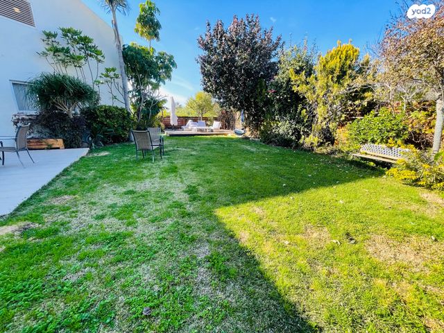 בית פרטי/ קוטג', להבים