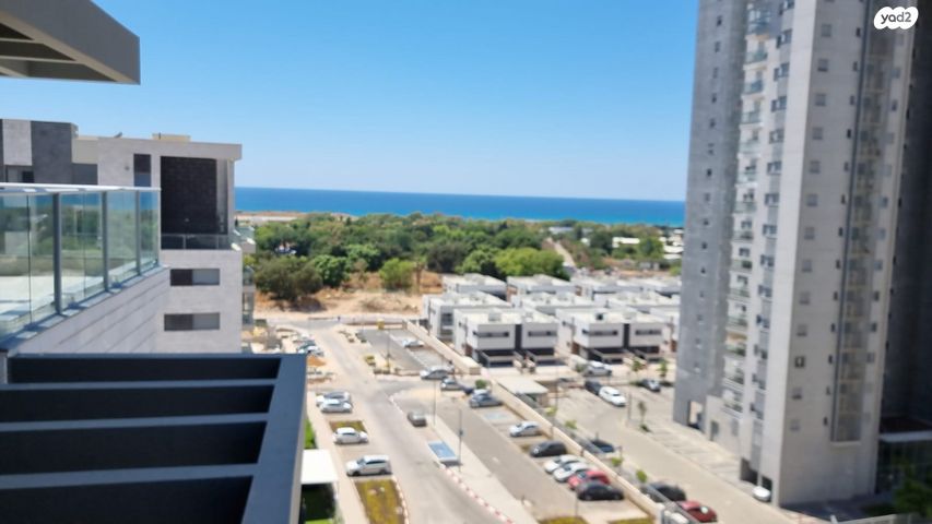 גג/ פנטהאוז, טירת כרמל