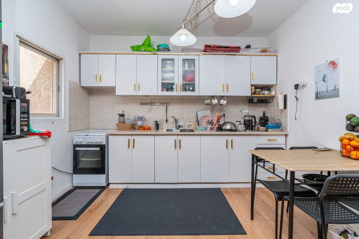 דירה, שדרות הנשיא וייצמן 70, מרכז העיר, חדרה