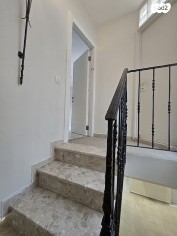 גג/ פנטהאוז, אורי צבי גרינברג 23, בן גוריון, חולון