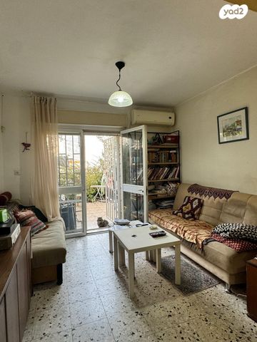 דירת גן, דב סדן, פסגת זאב, ירושלים