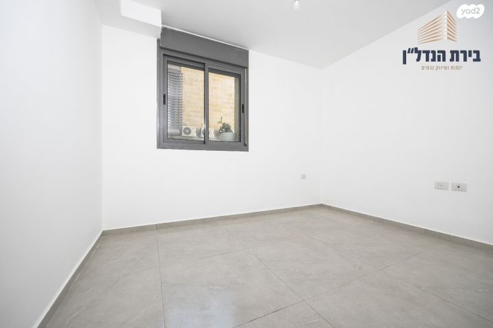 דירת גן, אבנר חי שאקי, גילה, ירושלים