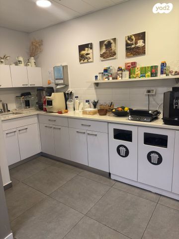 משרדים, הרצליה