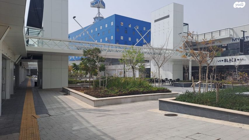 חנויות/ שטח מסחרי, ילדי טהרן, מב"ת מערב, אזור תעשייה חדש, ראשון לציון