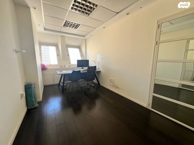 משרדים, המרד, נווה צדק, תל אביב יפו