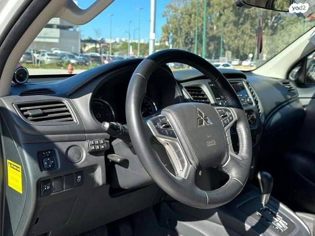 מיצובישי טרייטון / L200