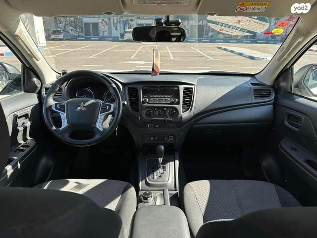 מיצובישי טרייטון / L200