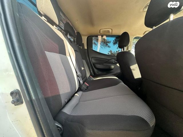 מיצובישי טרייטון / L200